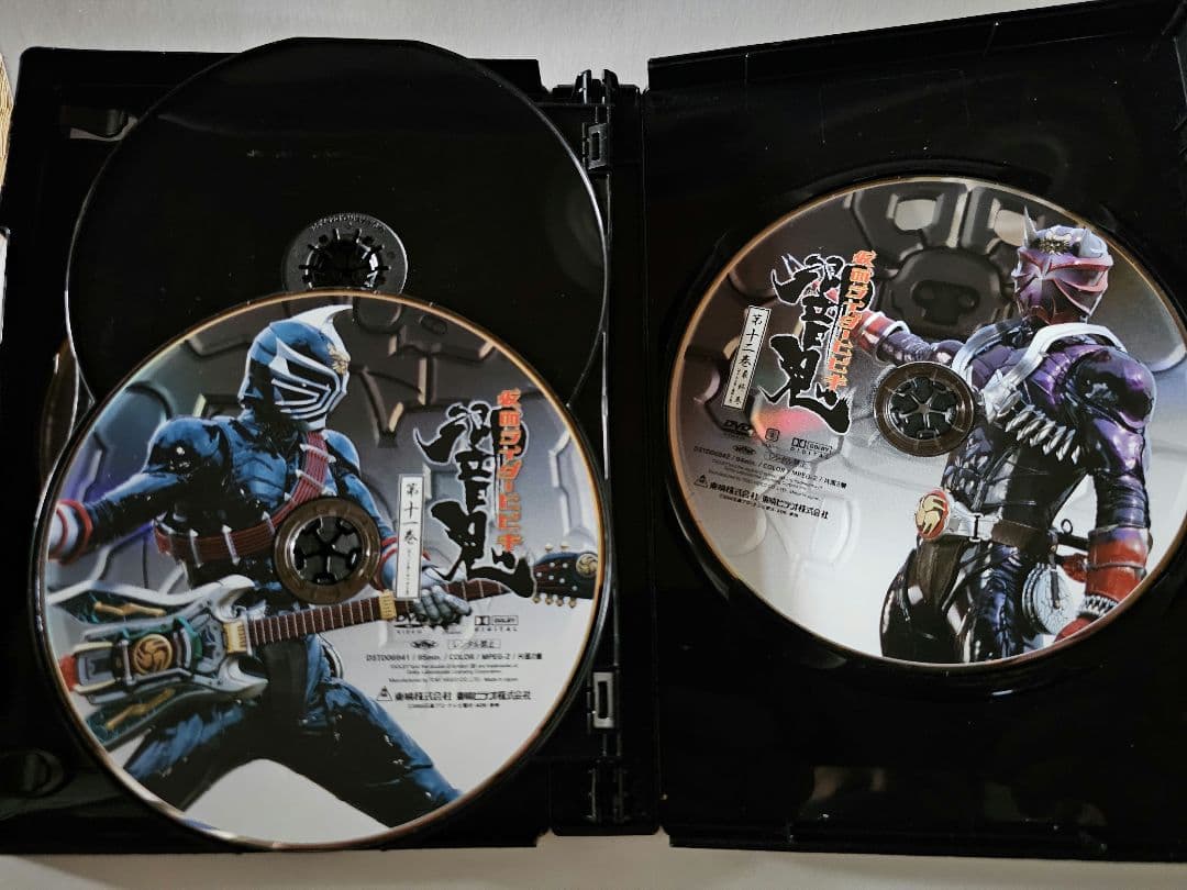ほぼ新品 国内正規セル版DVD仮面ライダー響鬼 全巻セット