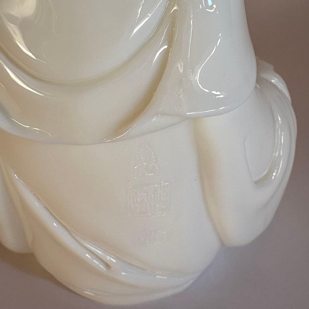 中国美術　玉白瓷　観音菩薩像　招生観音