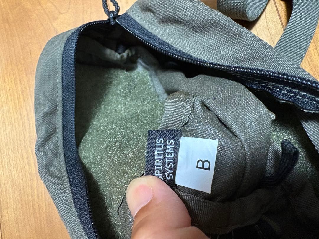 スピリタスシステムズ　spiritus systems ファニーポーチ サック