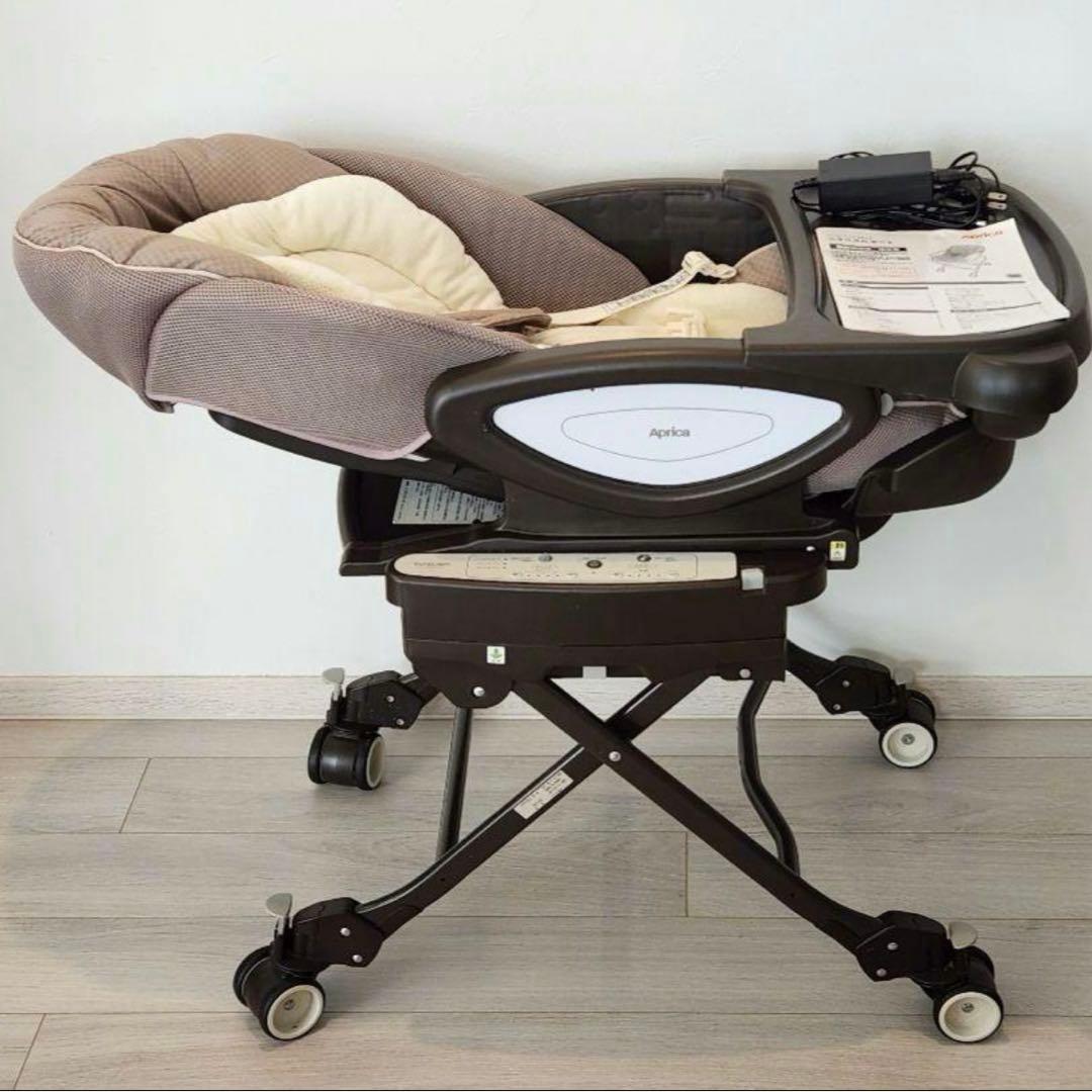 ユラリズム　アップリカ　電動ハイローチェア　オート