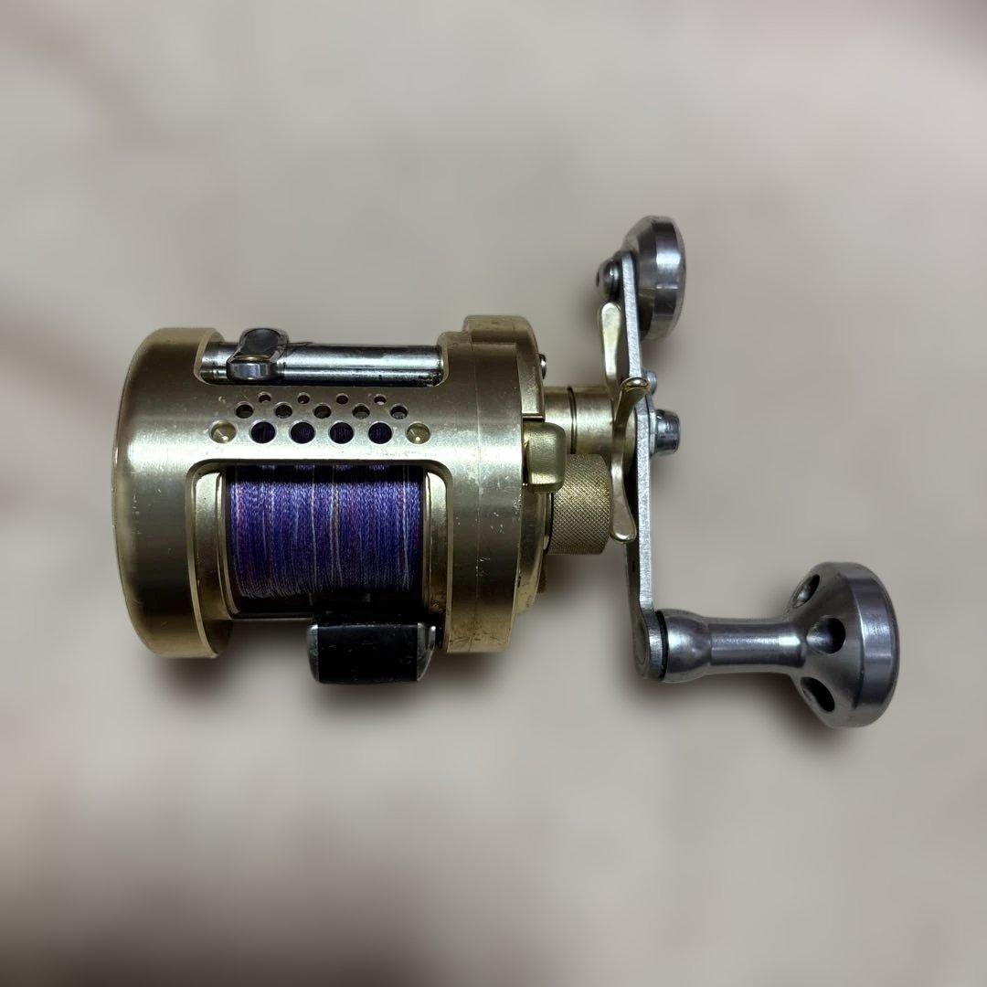 SHIMANO CALCUTTA CONQUEST400（パワーハンドル）