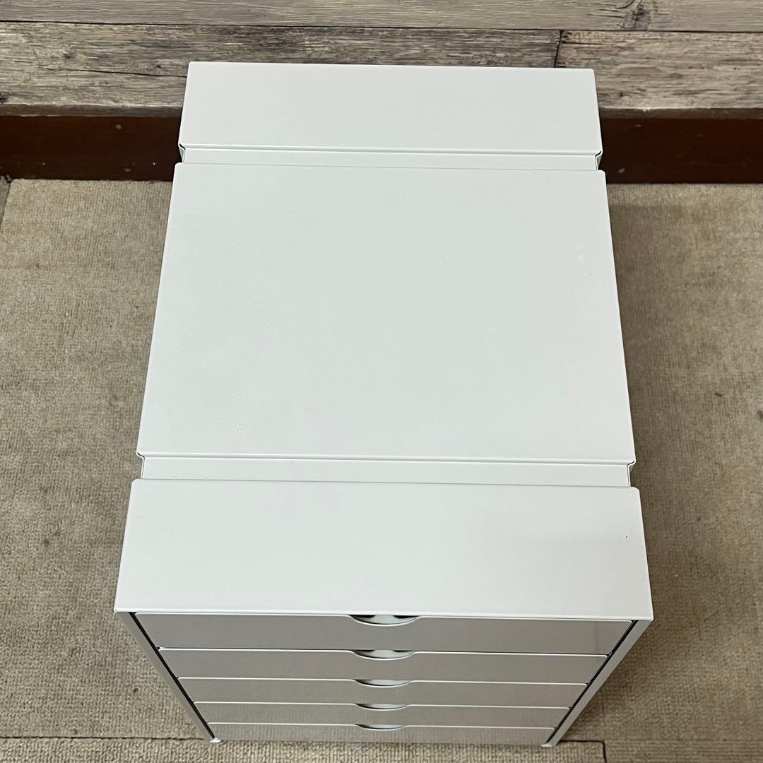 USM イノス ボックス 5段クローズ 色：lightgray （２）