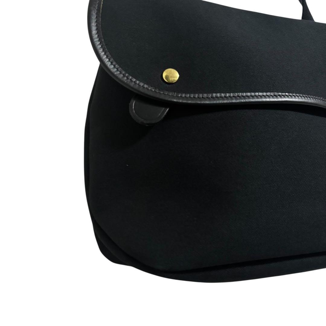 ぽよ　未使用保管品Brady ブレディ　Avon ブラック ショルダー