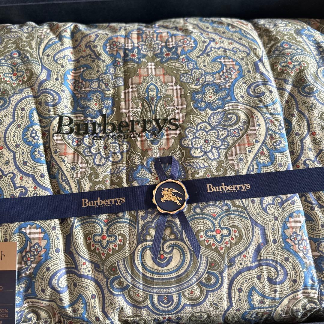 新品未使用　Burberry 高級羽毛肌掛け布団