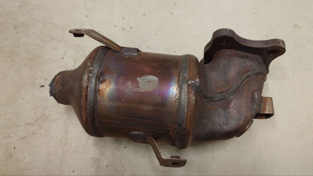 スズキ MH34S ワゴンR R06A ターボ 触媒 六角形 中古 ジャンク