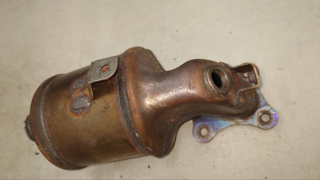 スズキ MH34S ワゴンR R06A ターボ 触媒 六角形 中古 ジャンク