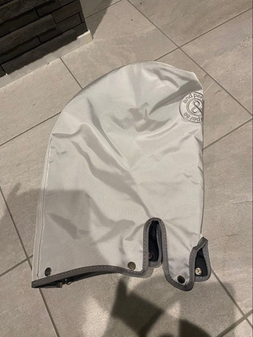 and per se アンパスィ ホワイトキャディバッグ