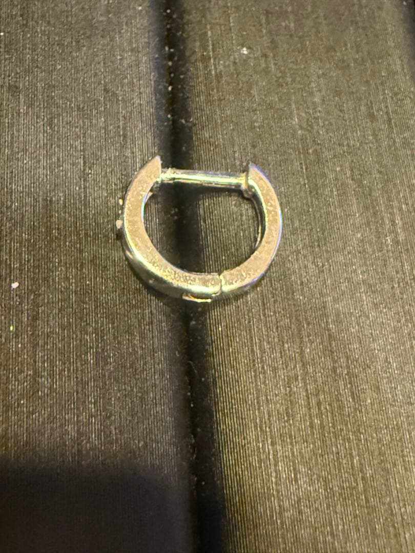 K18ホワイトゴールド ダイヤモンドフープピアス