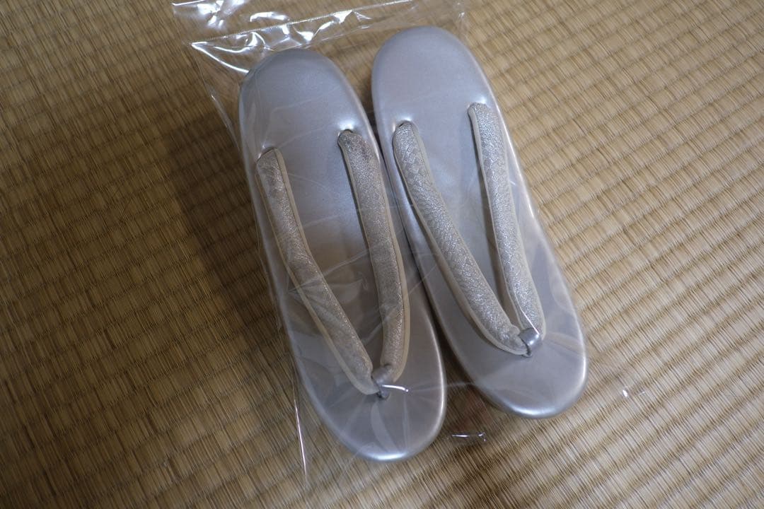 黒の振袖 花柄刺繍 総絞り