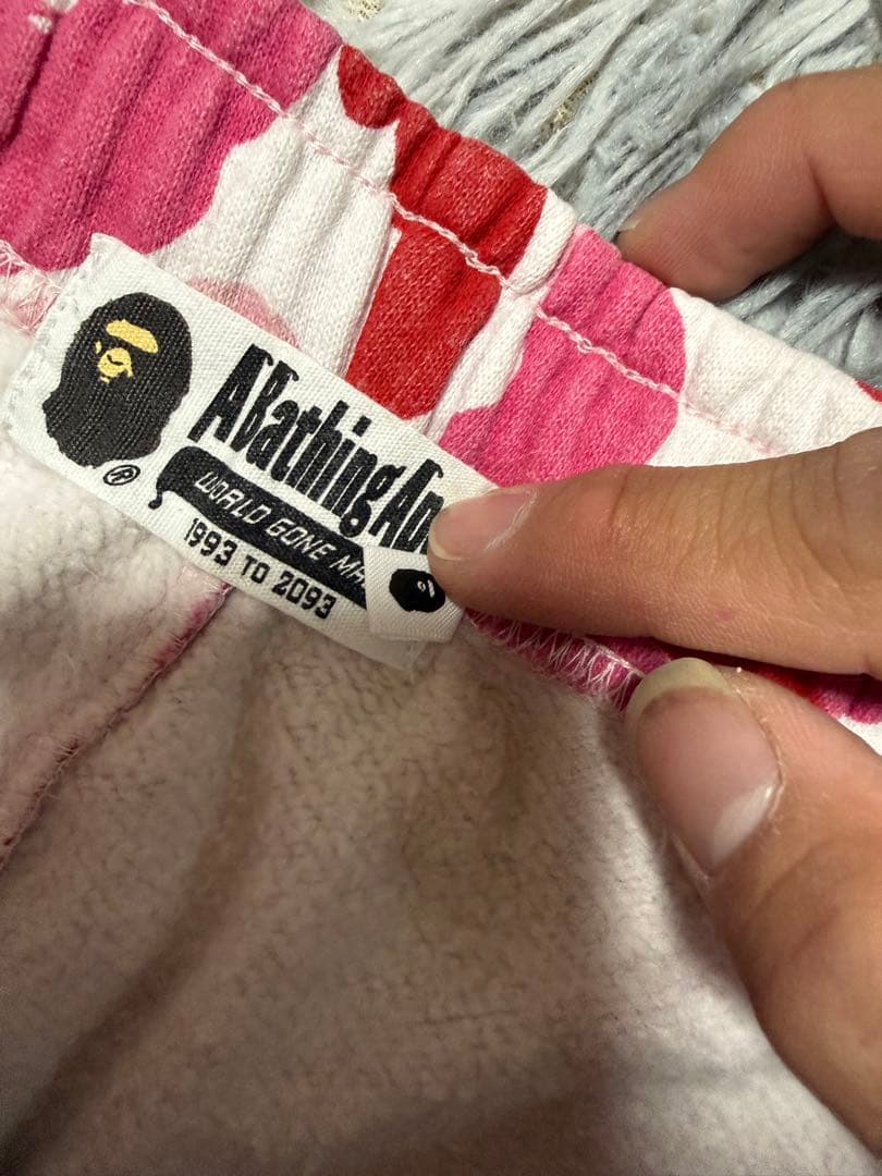 *A BATHING APE® サイズsとなりなります。