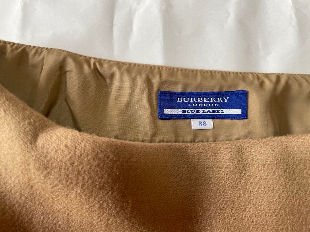 バーバリーブルーレーベルウールミニスカート