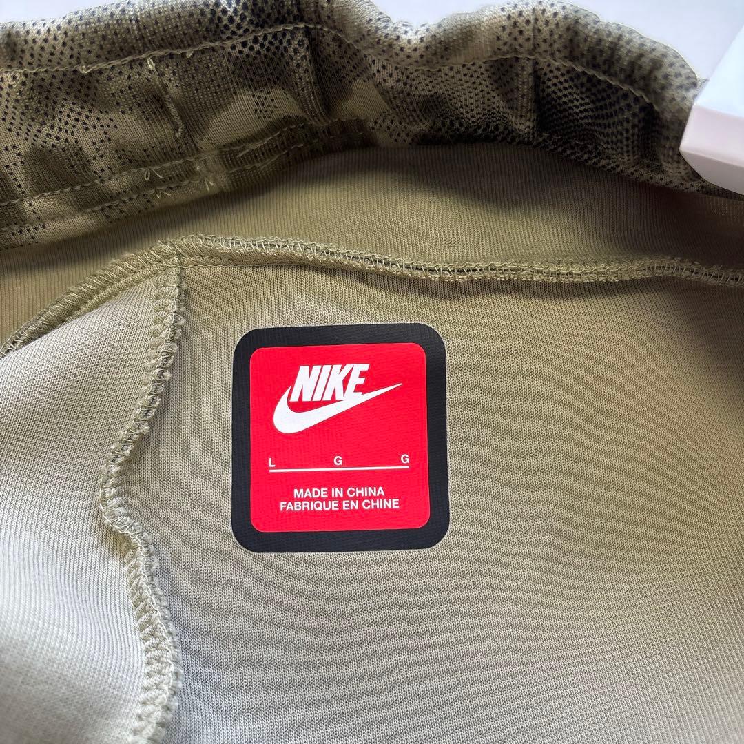 【新品】ナイキ テック メンズ オープンヘム フリース カモ パンツ L