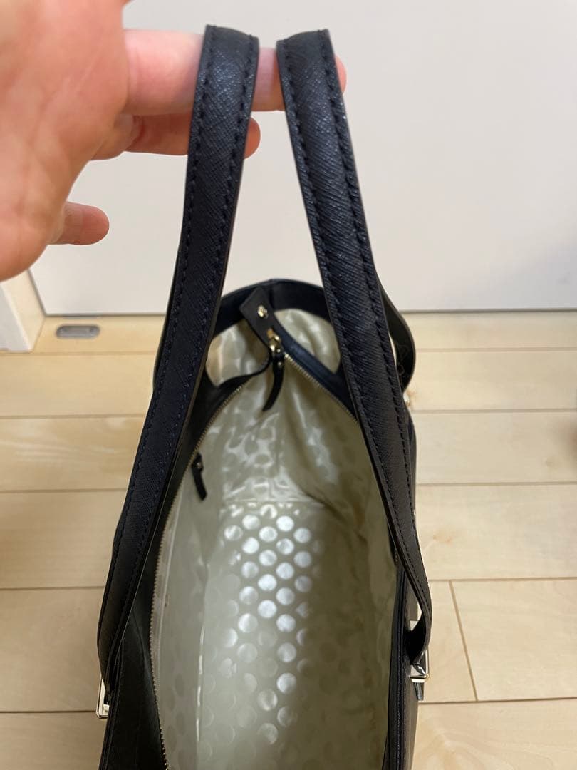 kate spade 黒 トートバッグ