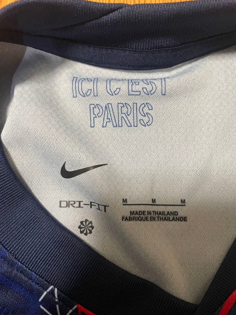 新品タグ付き PSG ホームユニフォーム Mサイズ