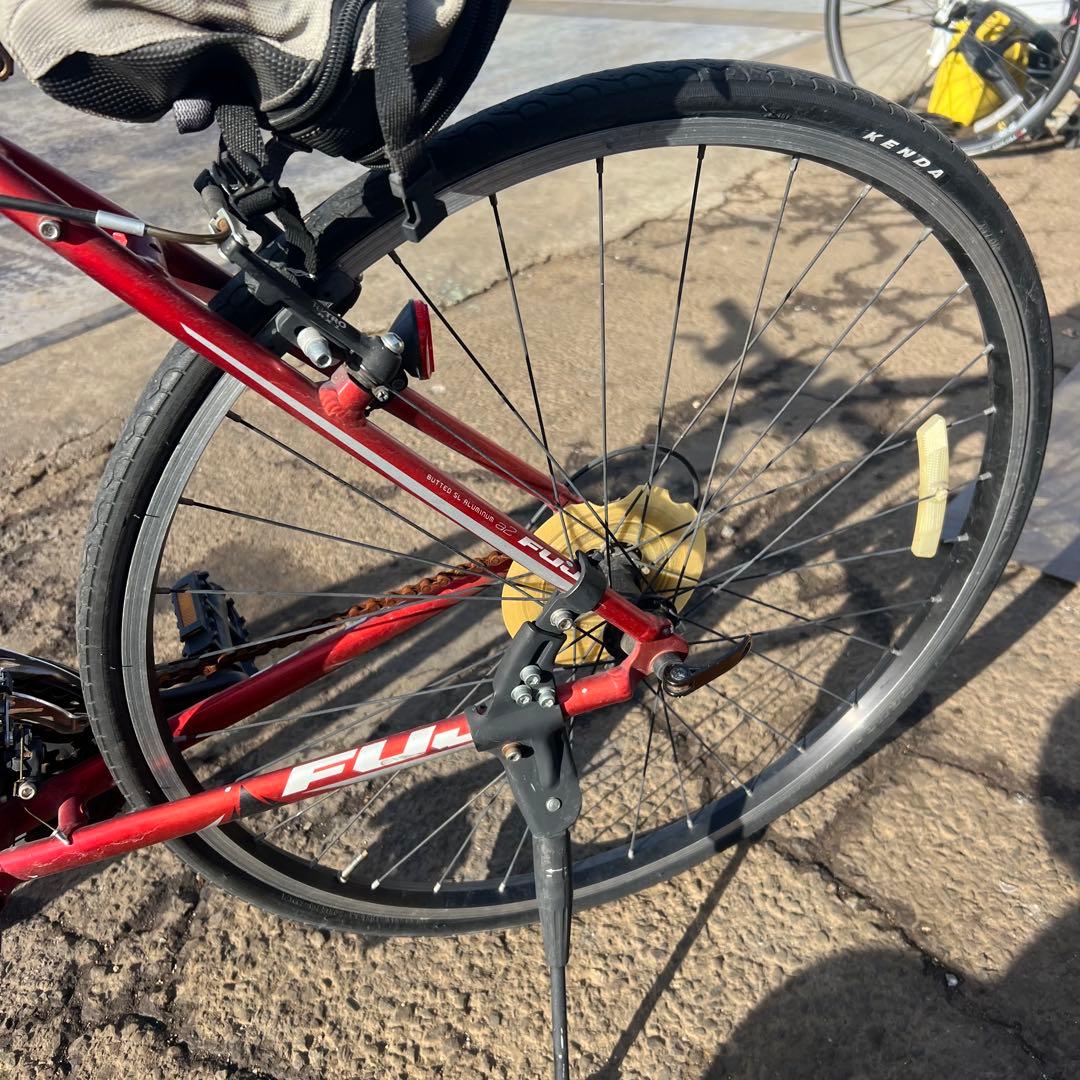 FUJI SPARROW 700*28C アルミ シマノ24速 クロスバイク