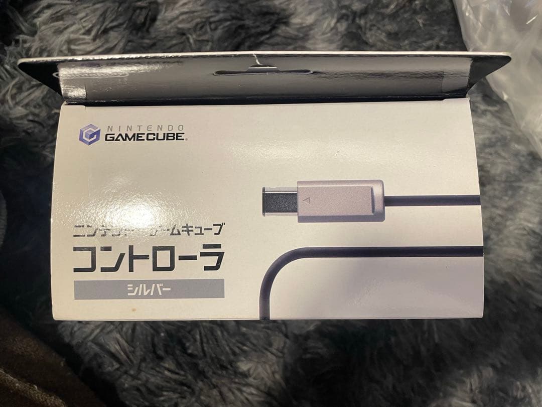 新品未使用 ゲームキューブ 専用 コントローラー シルバー 純正 任天堂