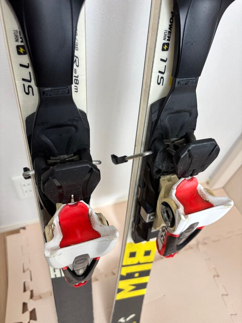 ☆大幅値下げ‼️ROSSIGNOL HERO MASTER 175cm R18