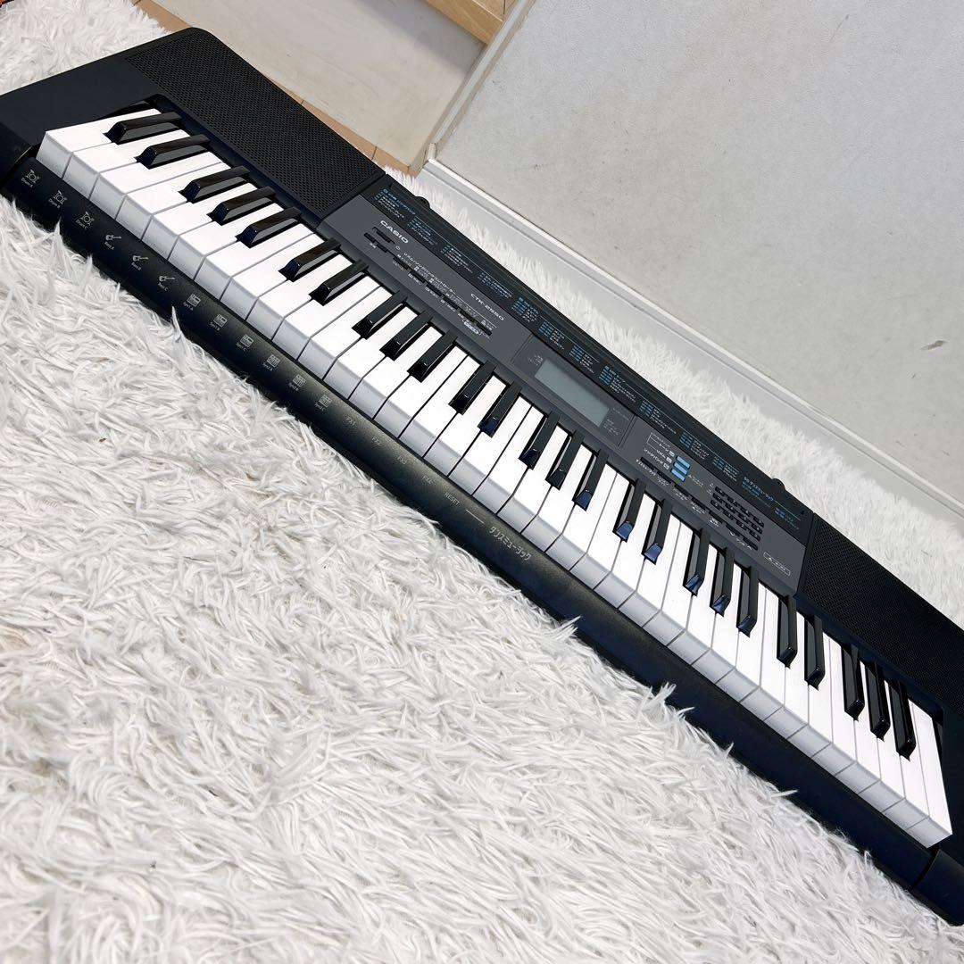 【美品】CASIO 電子ピアノ CTK-2550 61鍵盤 キーボード