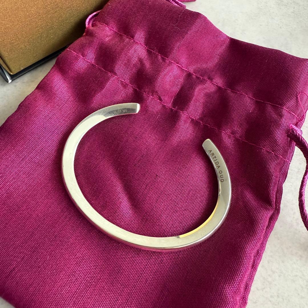 ARTIDA OUD アルティーダウード シルバー バングル bone