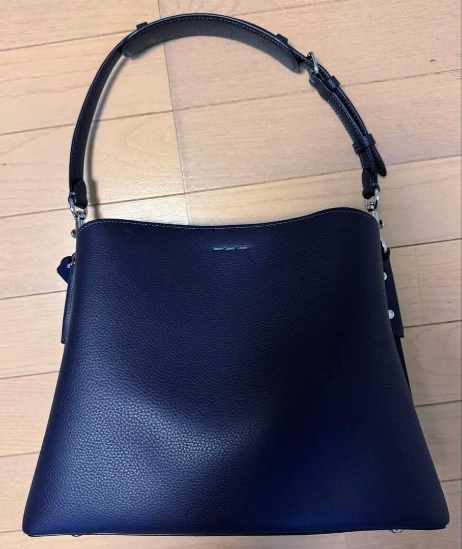 L*s様 COACH ネイビーウィロウ ショルダー バッグ　ペブルレザー　C26