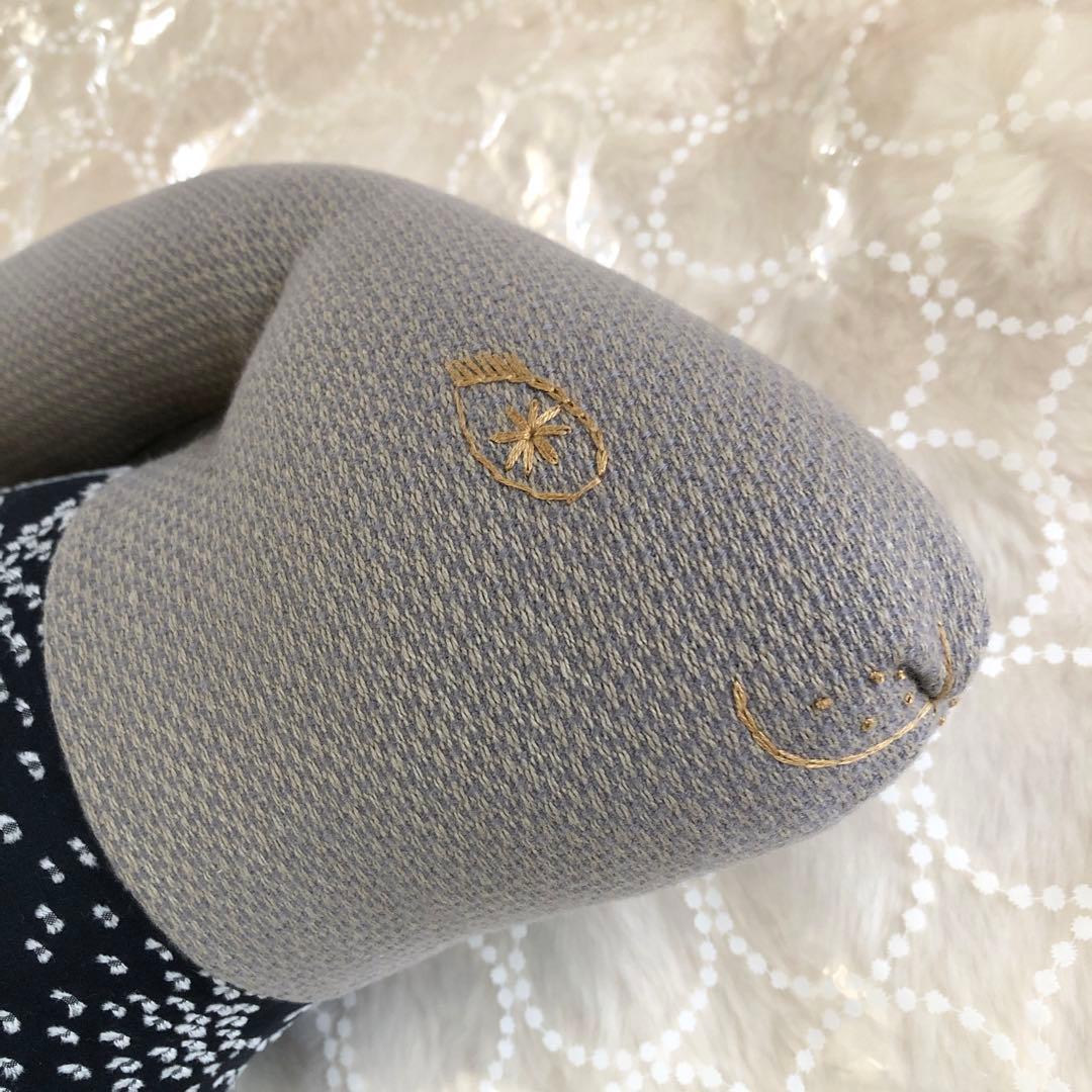 ミナペルホネン うさぎクッション　ballade ネイビー　新品・未使用