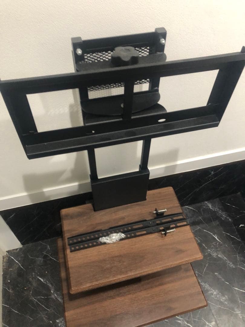 テレビスタンド モダンデザイン　ニトリ