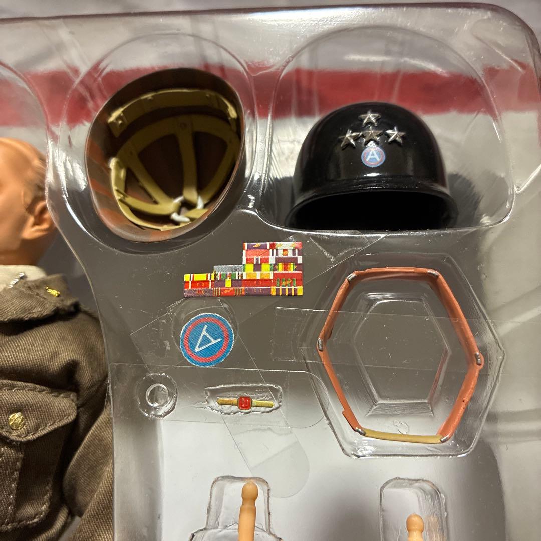 ドラゴンモデルズ製1/6アメリカ第3軍指揮官パットン陸軍大将