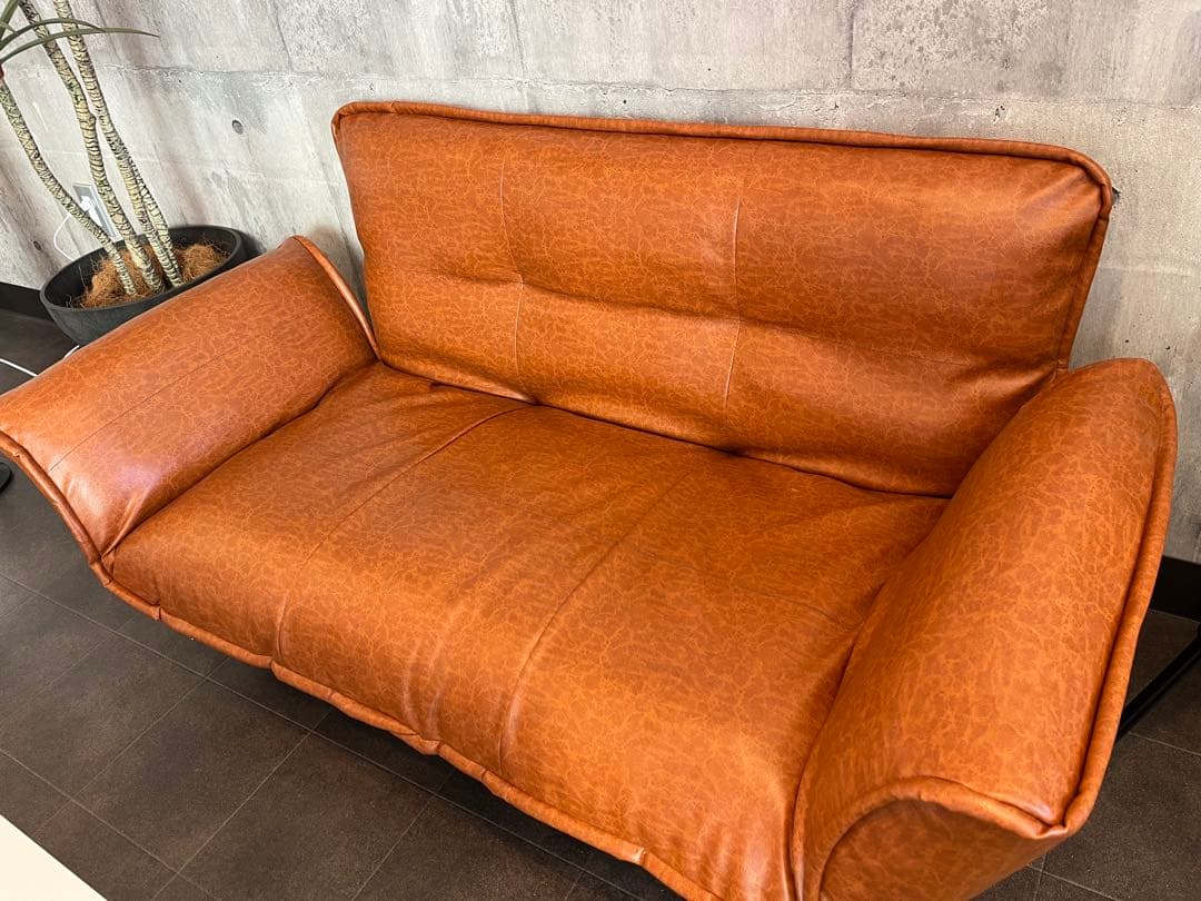 レトロスタイル ブラウン 2人掛けソファ(説明を見てから購入お願い致します)