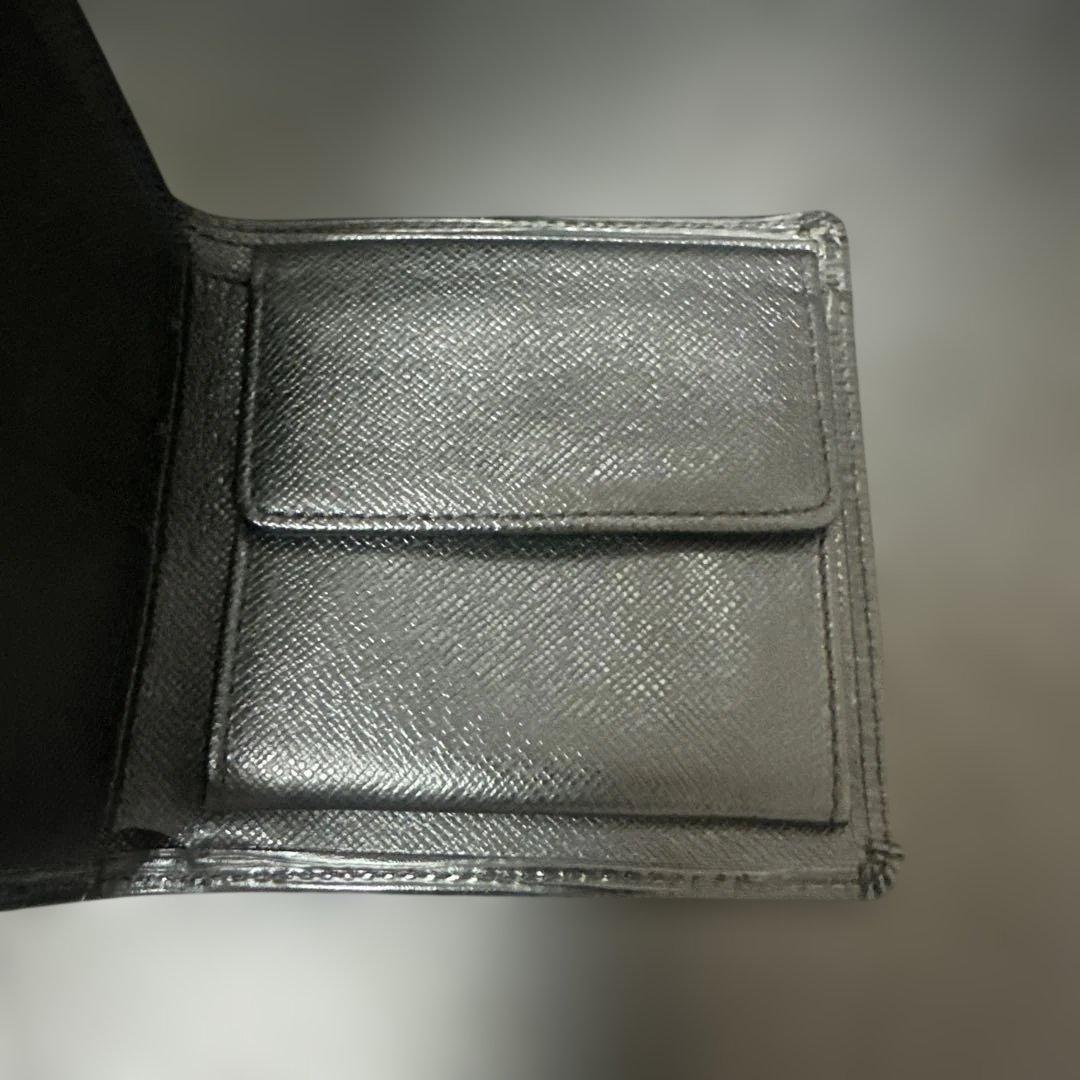 ルイ・ヴィトン エピポルトフォイユマルコ財布