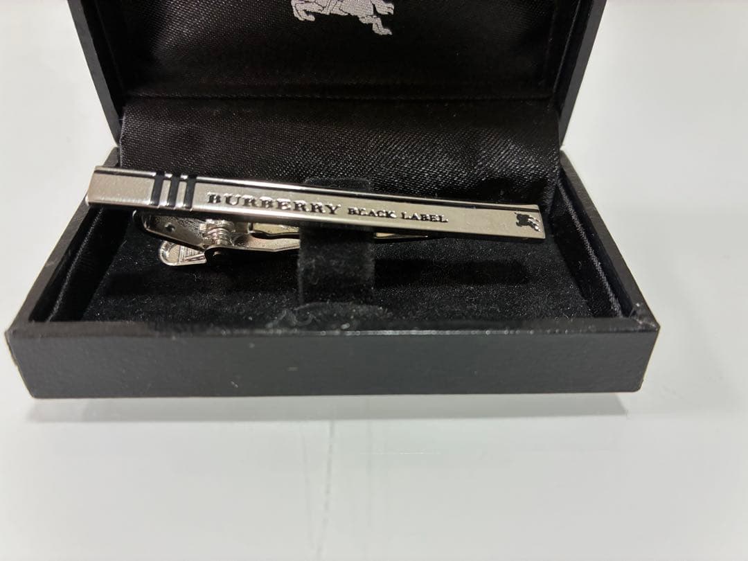 【うどん】希少未使用箱付BURBERRYBLACK LABELネクタイピン