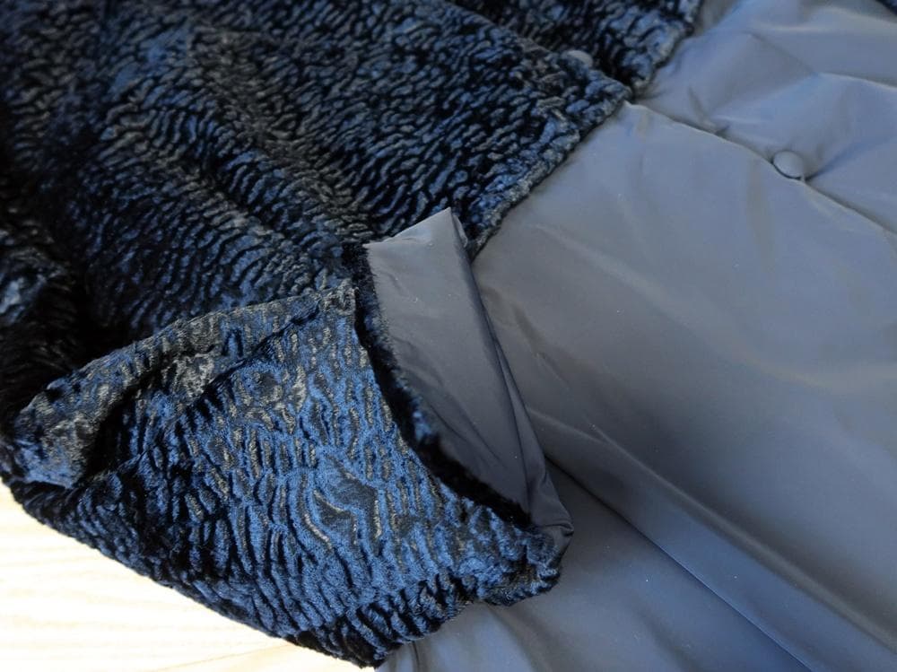 美品■ ヒロコビス■大きいサイズ15号■異素材ドッキングロングコート定価7.5万