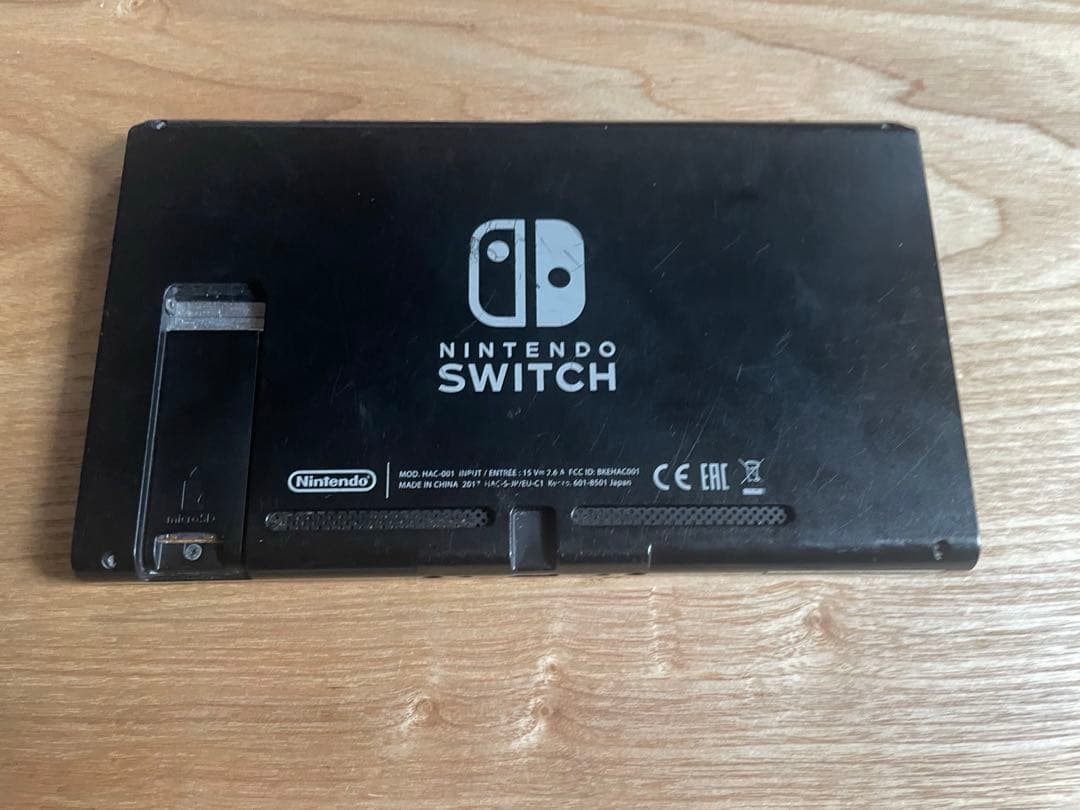 【中古】Nintendo Switch 本体のみ