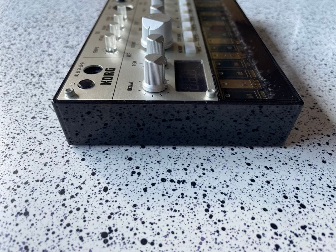 *値下げ* KORG / volca bass アナログシンセサイザー