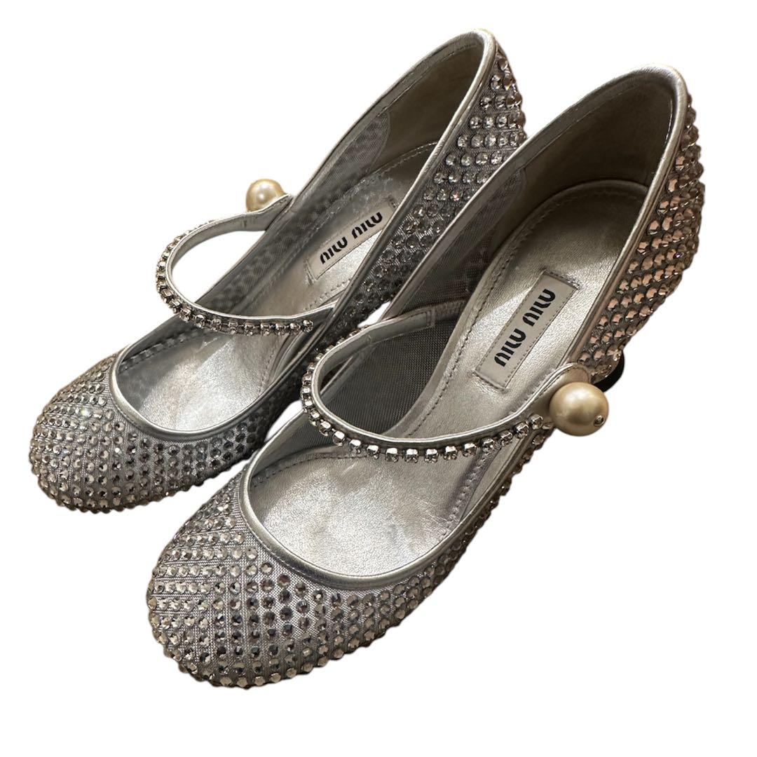 希少限定品！！miumiu シルバー ビジュー付きパンプス未使用品