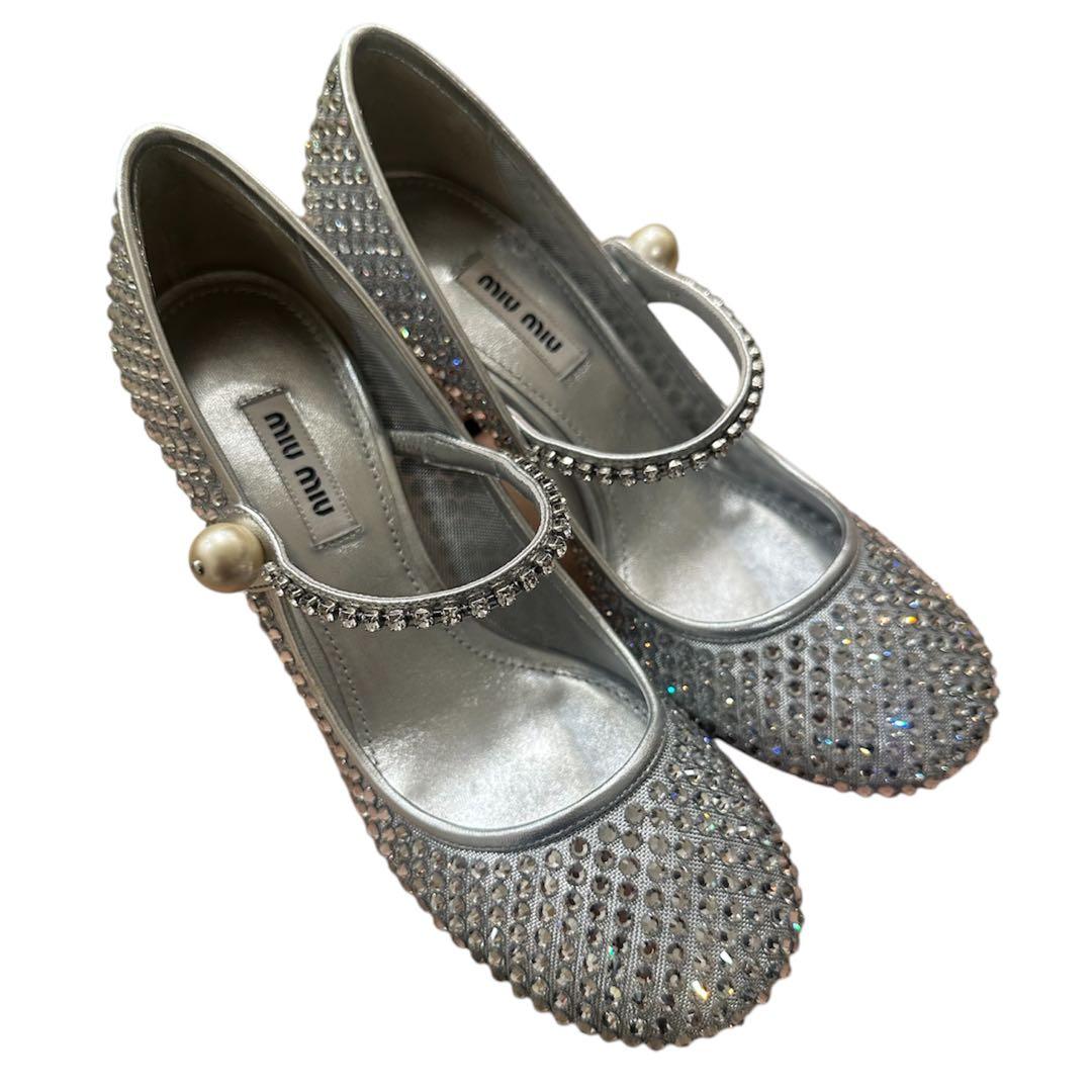 希少限定品！！miumiu シルバー ビジュー付きパンプス未使用品