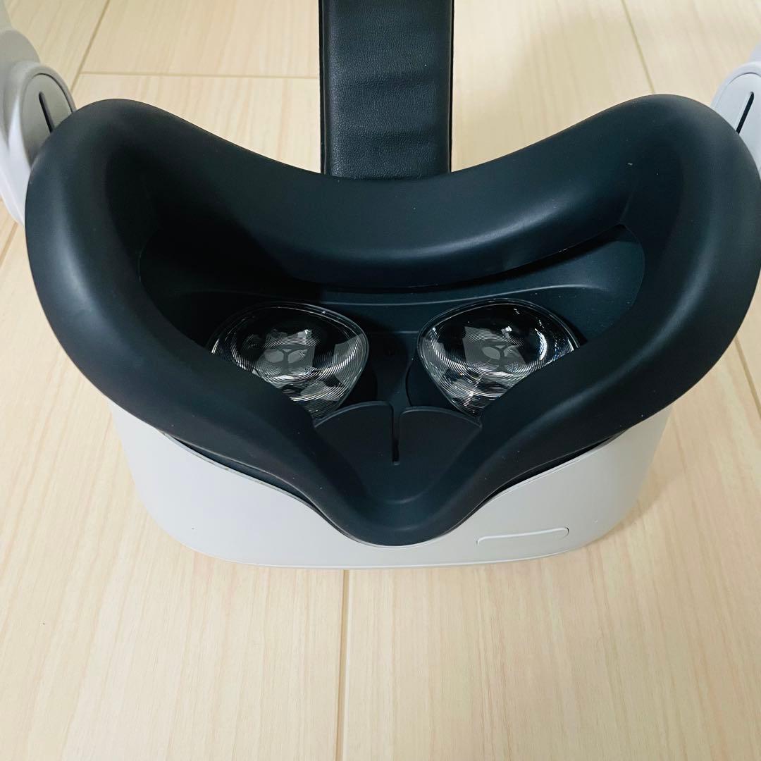  Quest2 64GB フェイスカバー・ヘッドストラップ交換済み