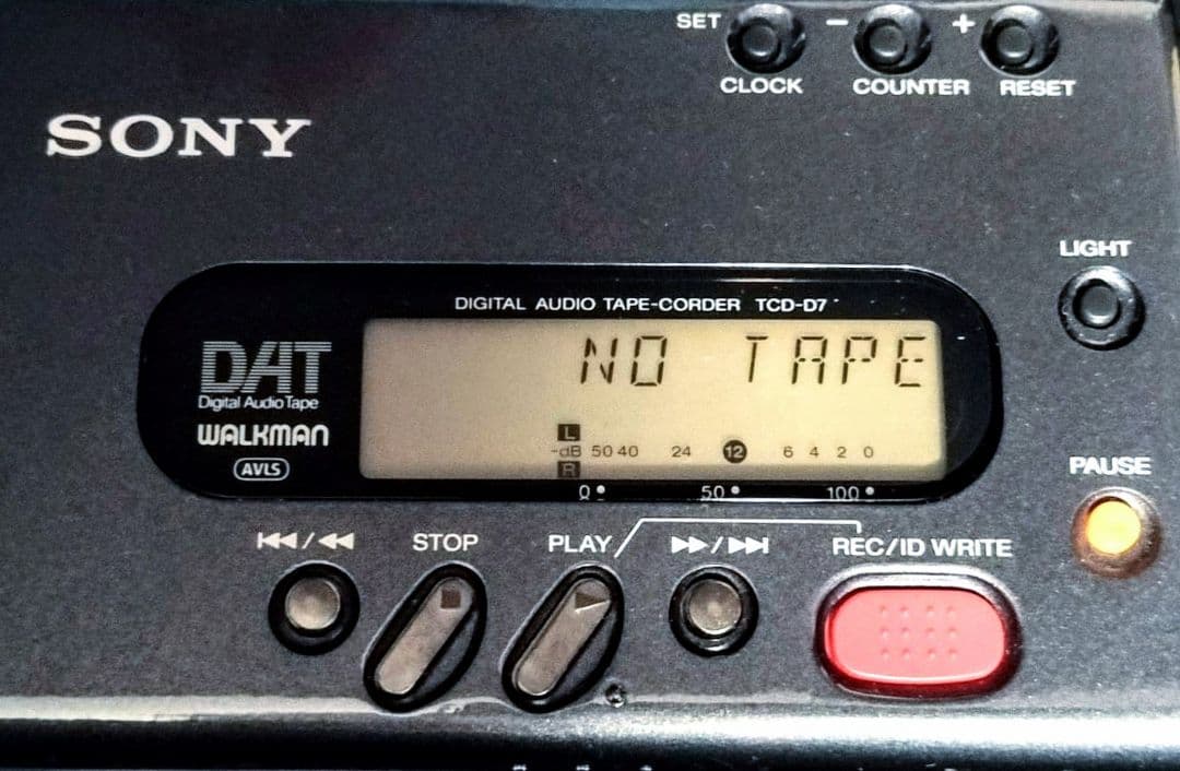 RITAO CHAN公式アカウント07DAT WALKMAN TCD-D7