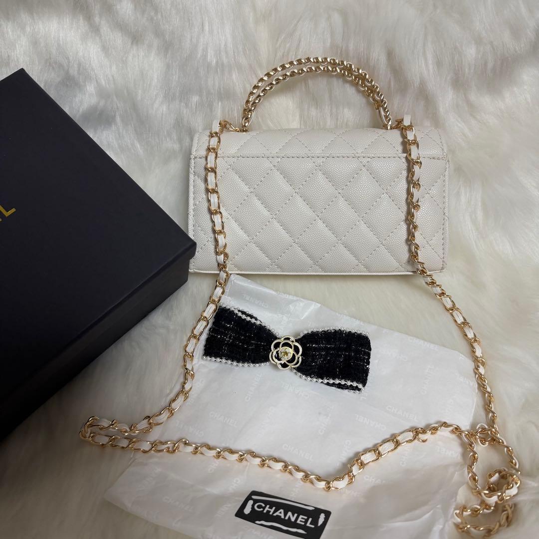 ら*ら様 CHANEL MAKE UPノベルティキルティングホワイトショルダー