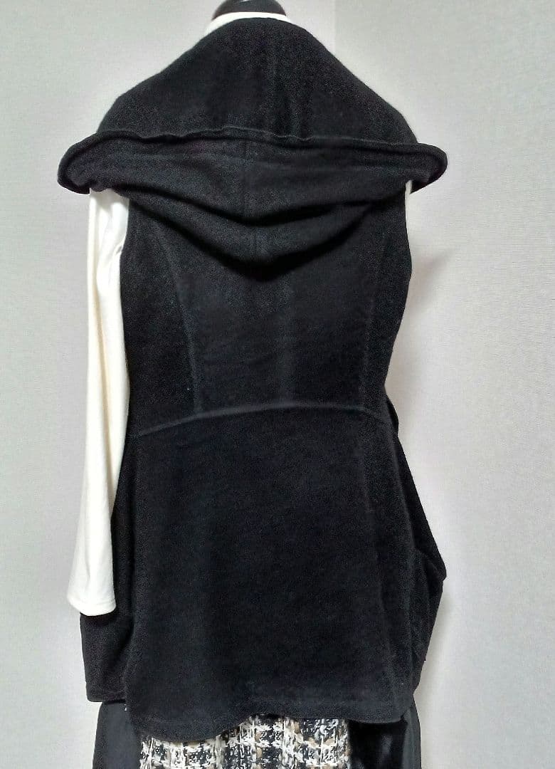 12万　エイココンドウロングベストとスカート/レリアン革バッグ/未使用トップス