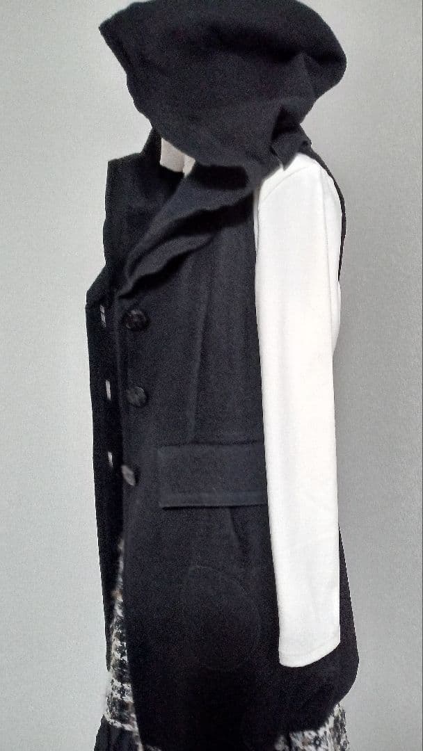 12万　エイココンドウロングベストとスカート/レリアン革バッグ/未使用トップス