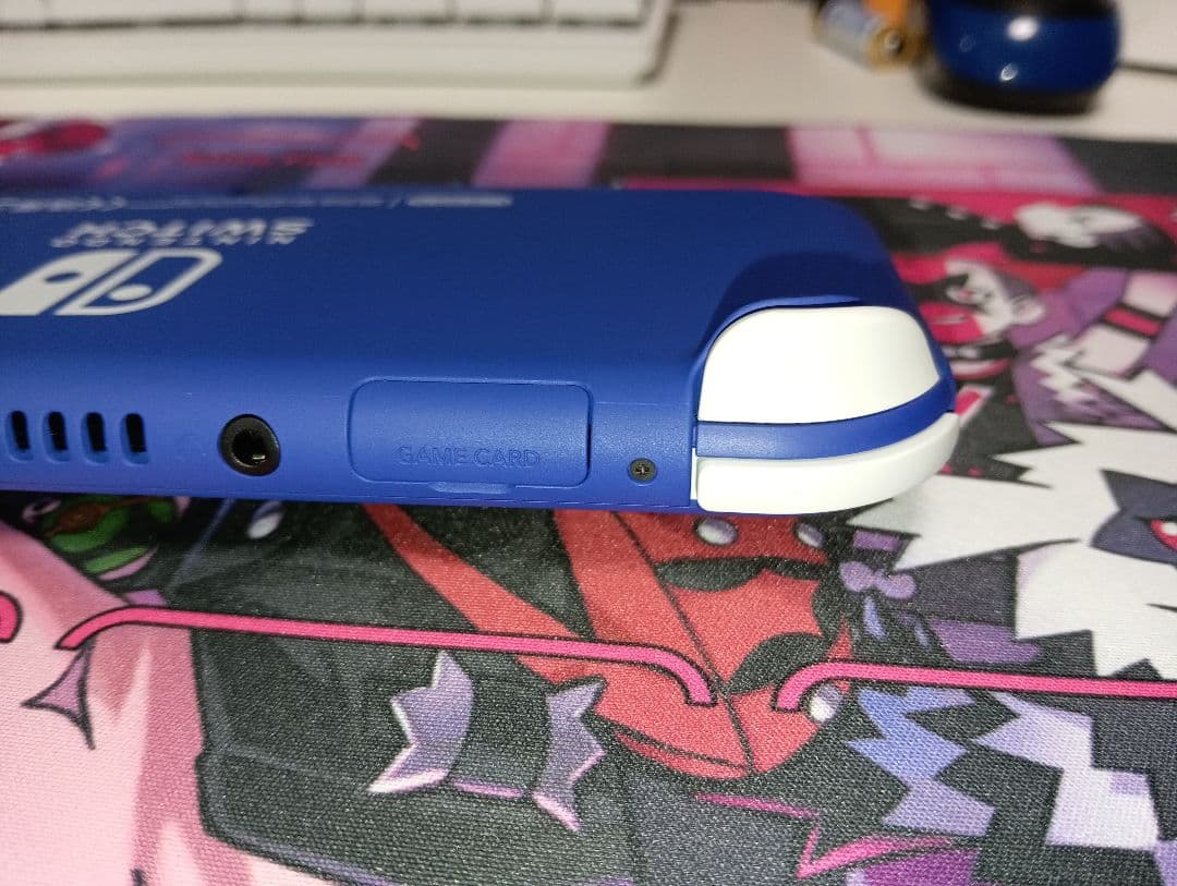 Nintendo switch lite 本体　ターコイズブルー