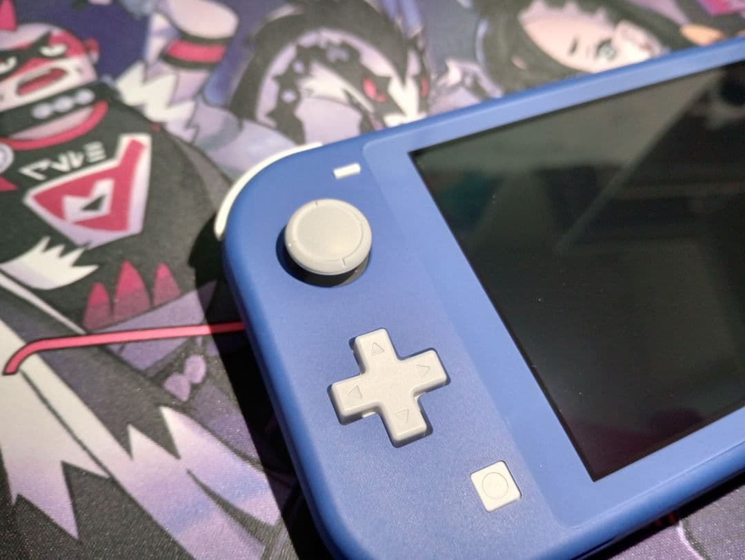 Nintendo switch lite 本体　ターコイズブルー