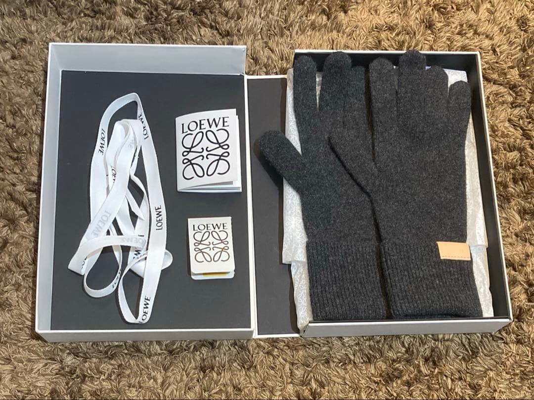 極美品 LOEWE ロエベ カシミヤグローブ 手袋 ブラック