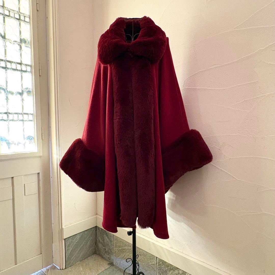 S*様 美品　floralia エコファー　ポンチョ　アクリル100％　ケープコ