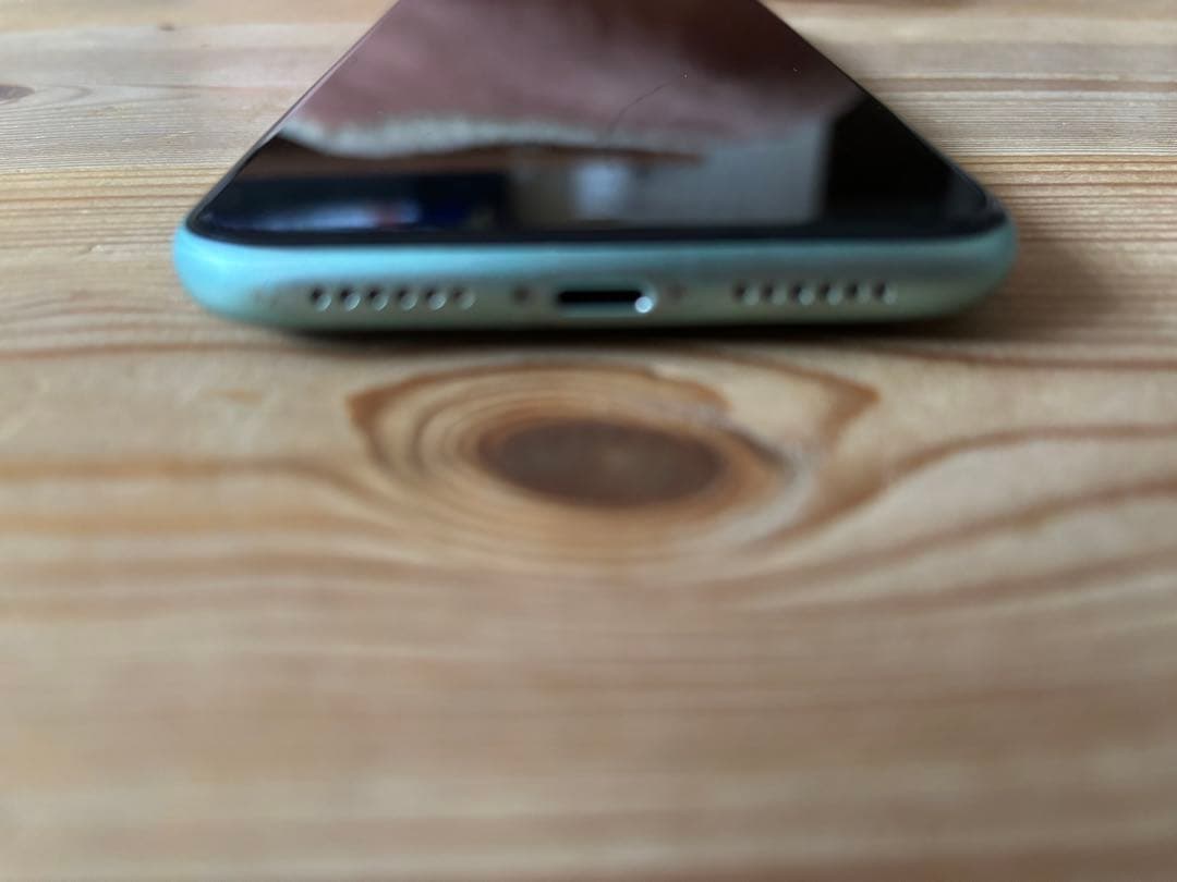 【中古品】 美品iPhone 11 ミントグリーン SIMフリー　128GB