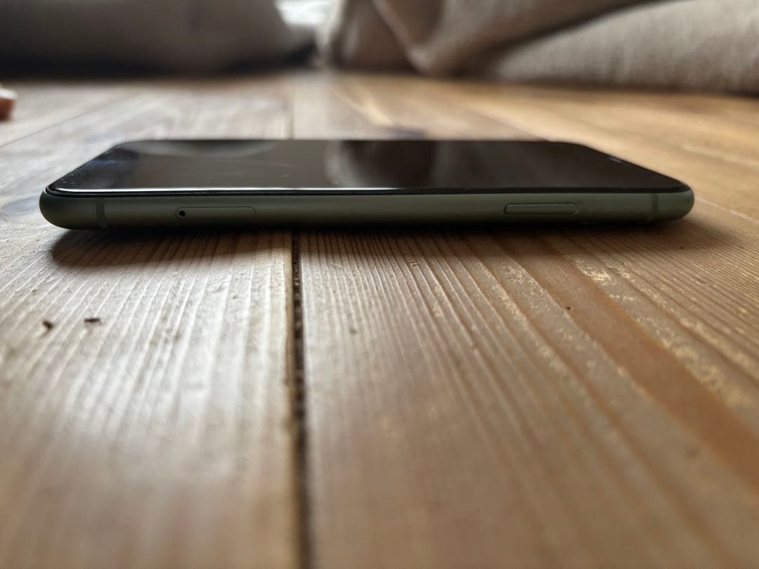 【中古品】 美品iPhone 11 ミントグリーン SIMフリー　128GB