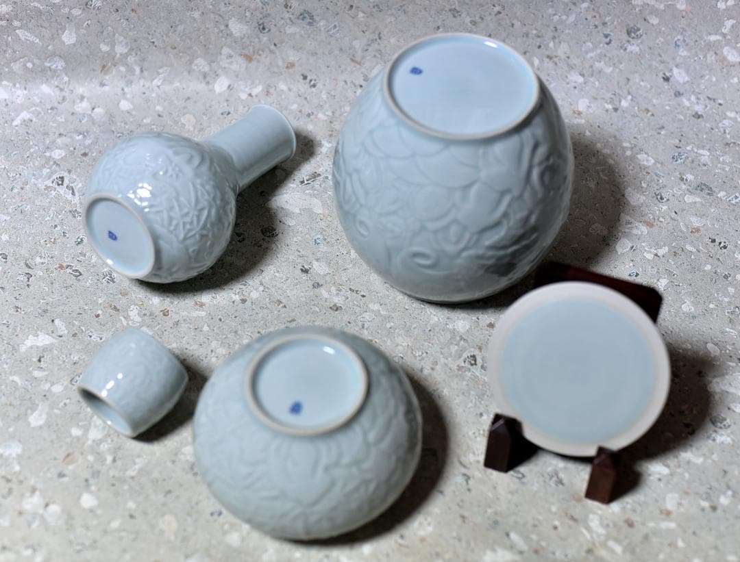 値下げ、青華白磁陰陽刻　皆具【極上品】　共箱/お茶道具