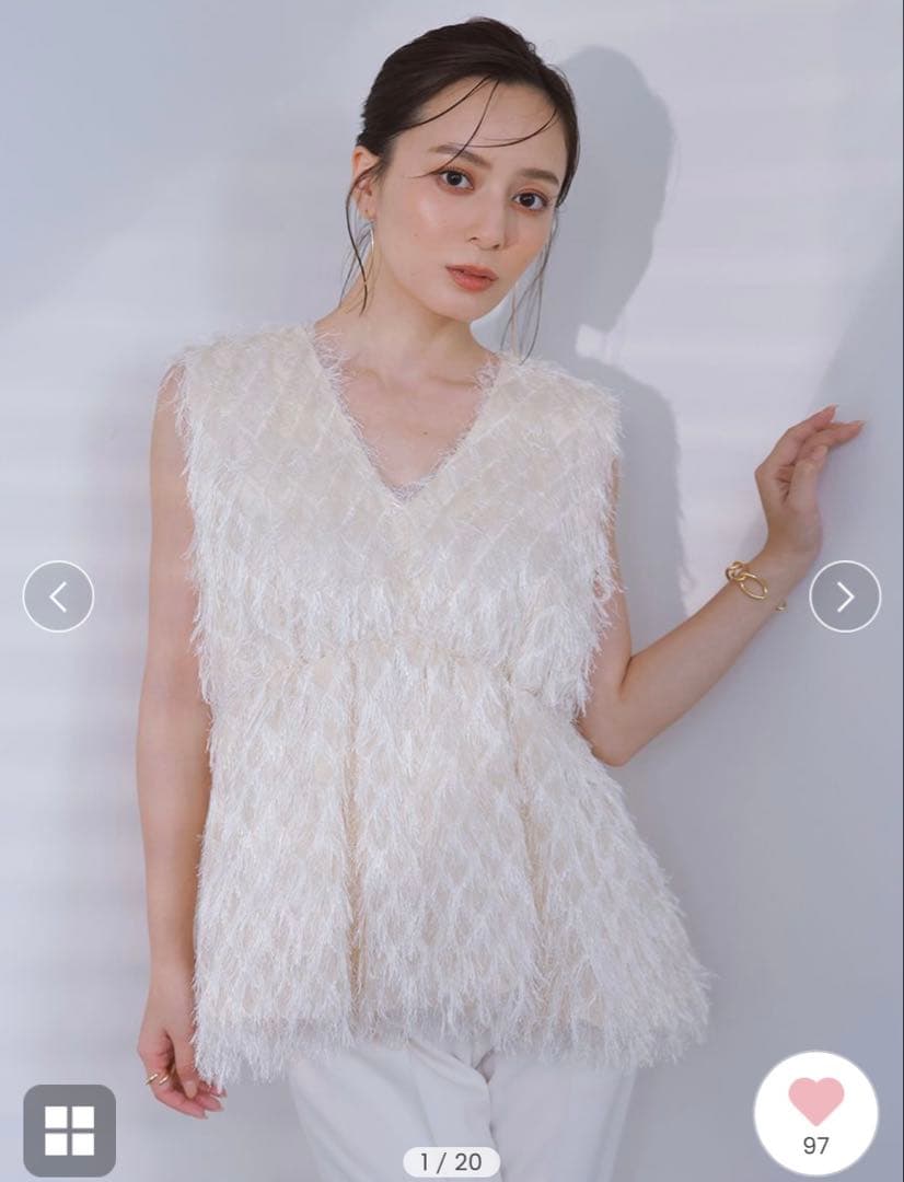 anuans ジャガードバルーンヘムブラウス