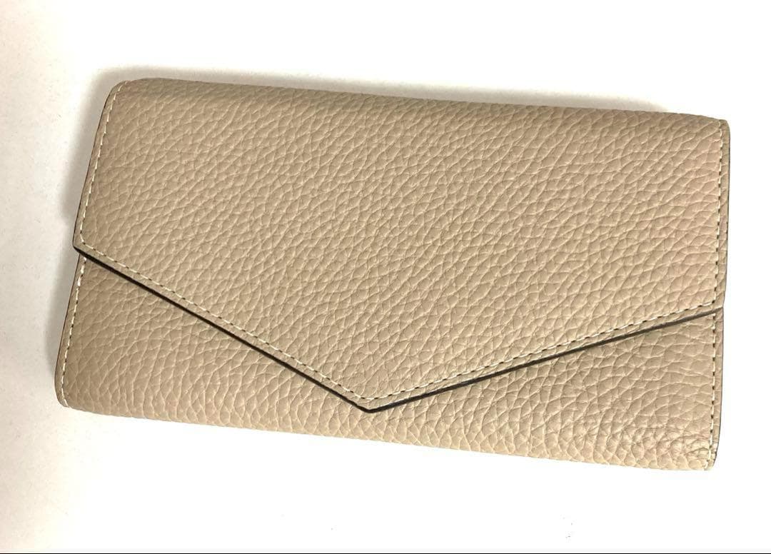 180xN9レ 未使用 ボナベンチュラ iPhone 15 Proミラーケース