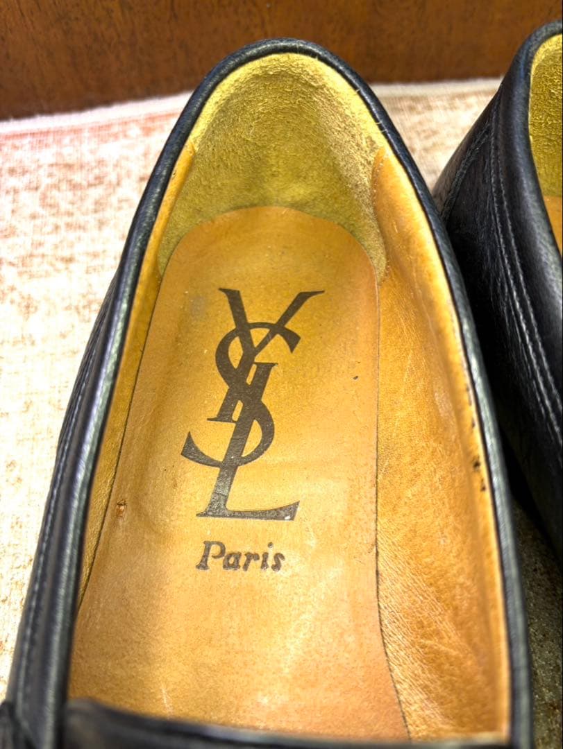 美品YVES SAINT LAURENT 25.5 タッセルローファー黒本革